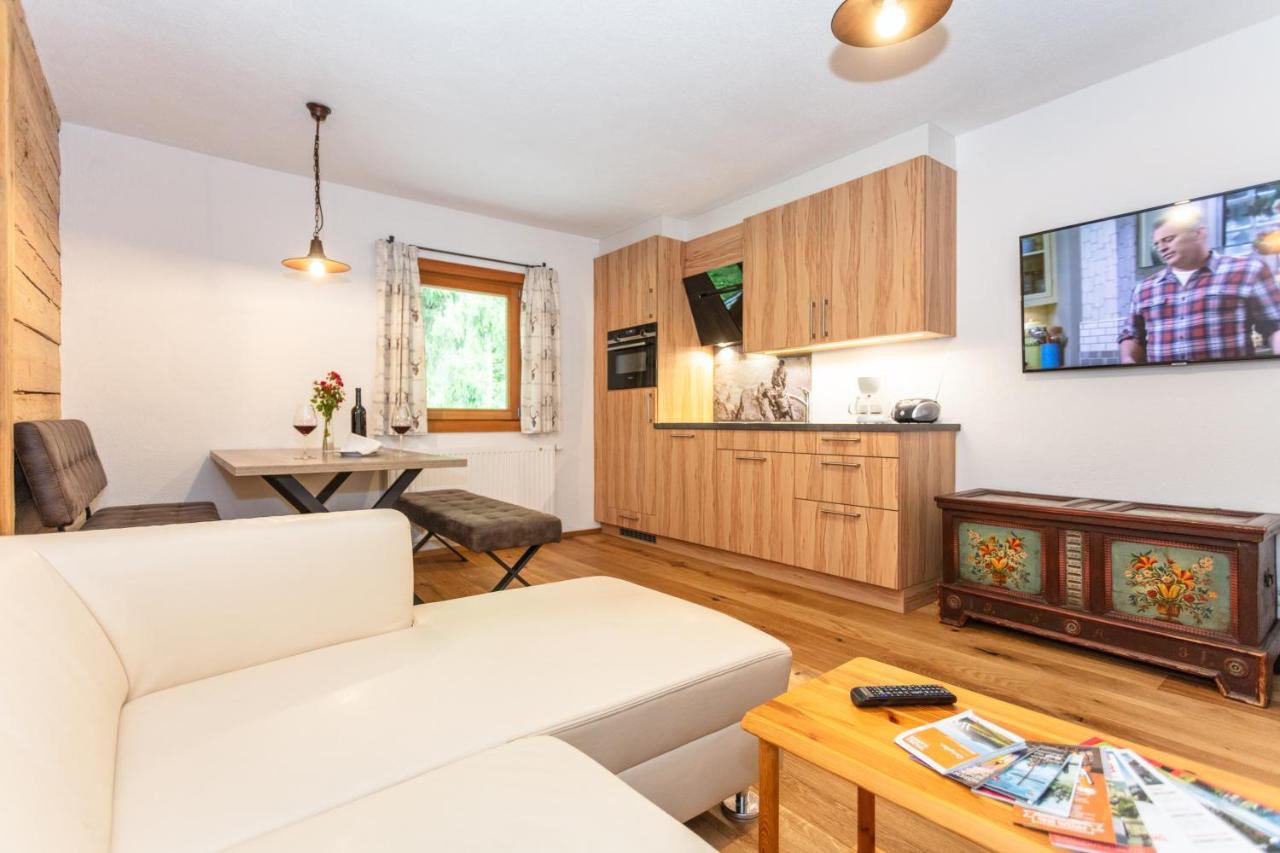 Gasthof St. Adolari Hotel Sankt Ulrich am Pillersee Eksteriør billede