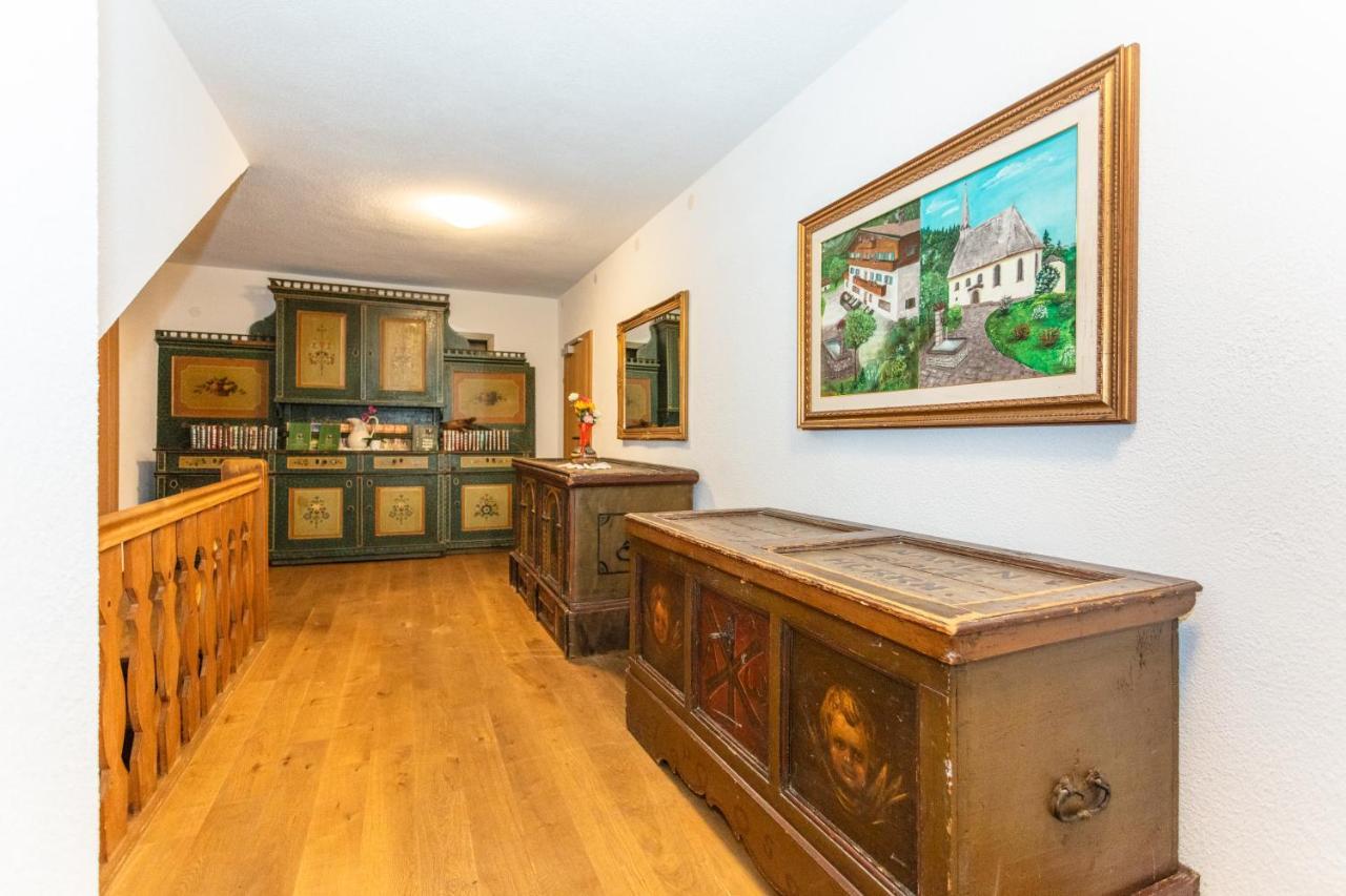 Gasthof St. Adolari Hotel Sankt Ulrich am Pillersee Eksteriør billede