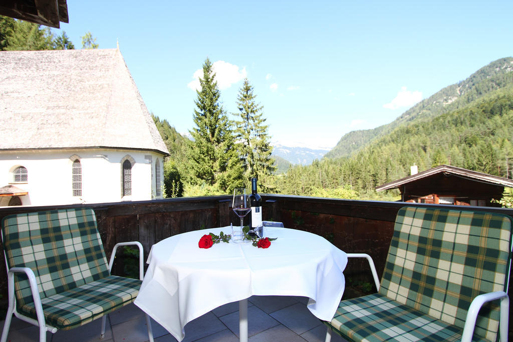 Gasthof St. Adolari Hotel Sankt Ulrich am Pillersee Værelse billede