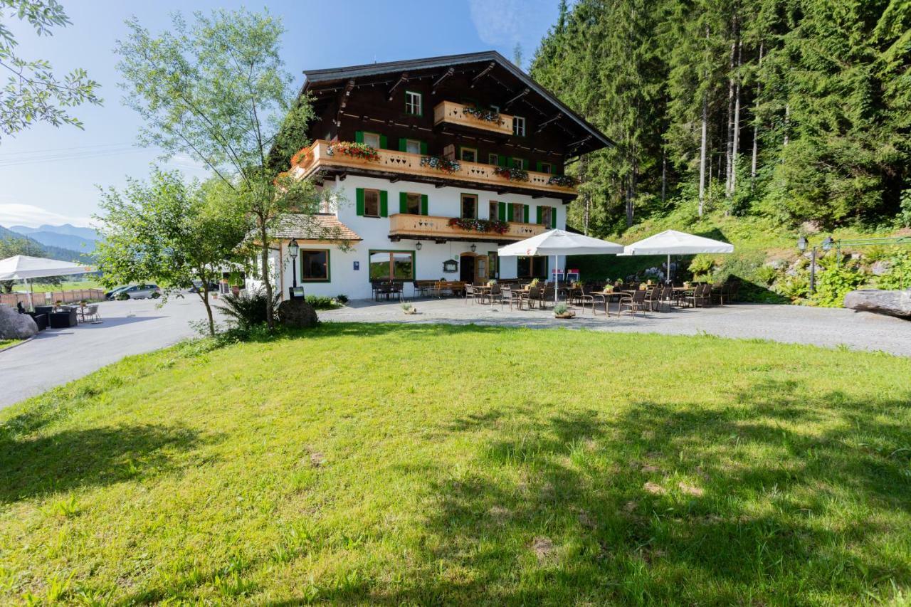 Gasthof St. Adolari Hotel Sankt Ulrich am Pillersee Eksteriør billede